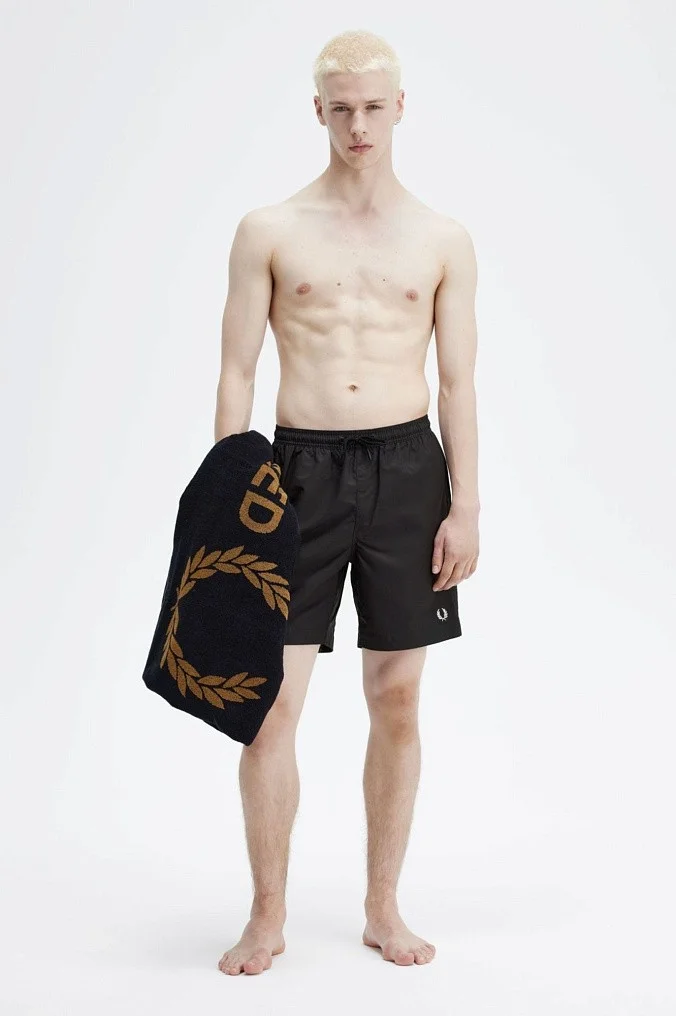 Полотенце Fred Perry Branded Beach Towel