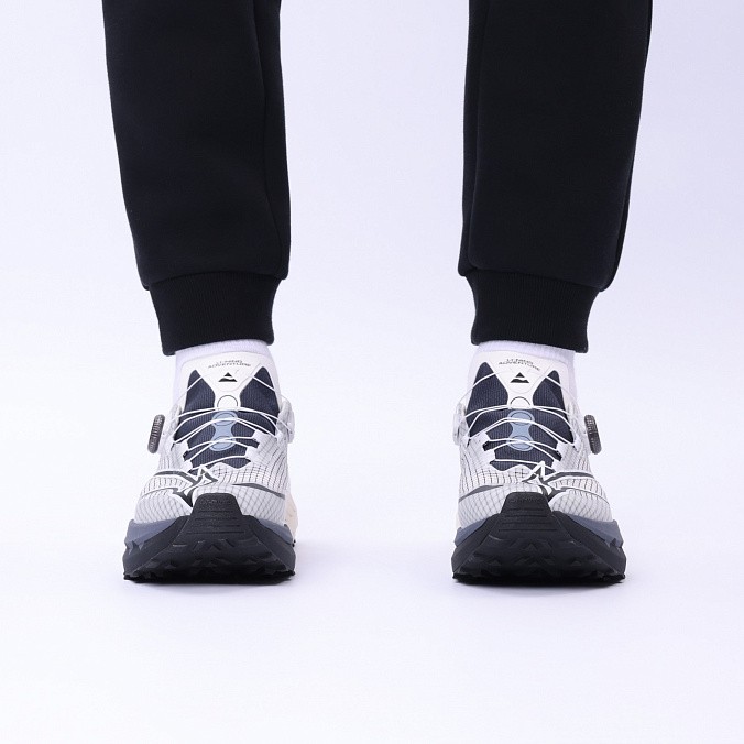 Кроссовки мужские Li-Ning Adventure Dilu PRO V2